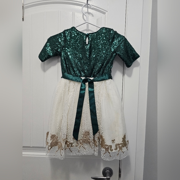 Zunie Green Dress - Picture 2 of 3